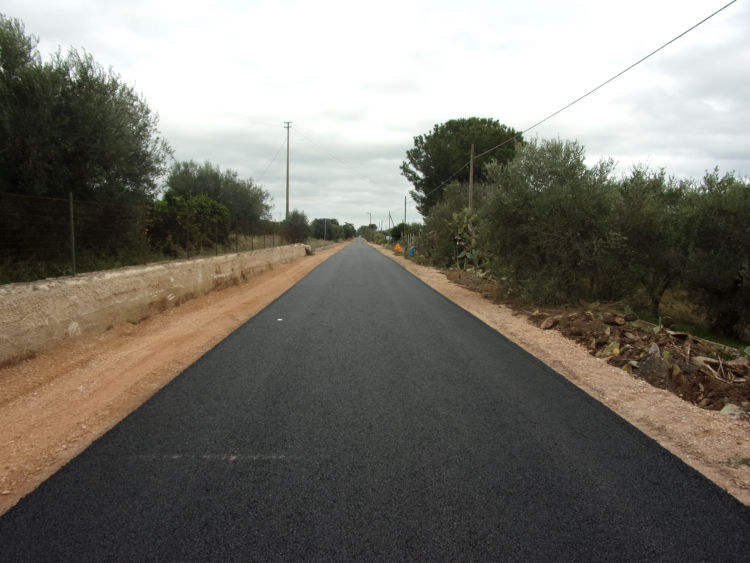 realizzazione strada comunale Castellaneta