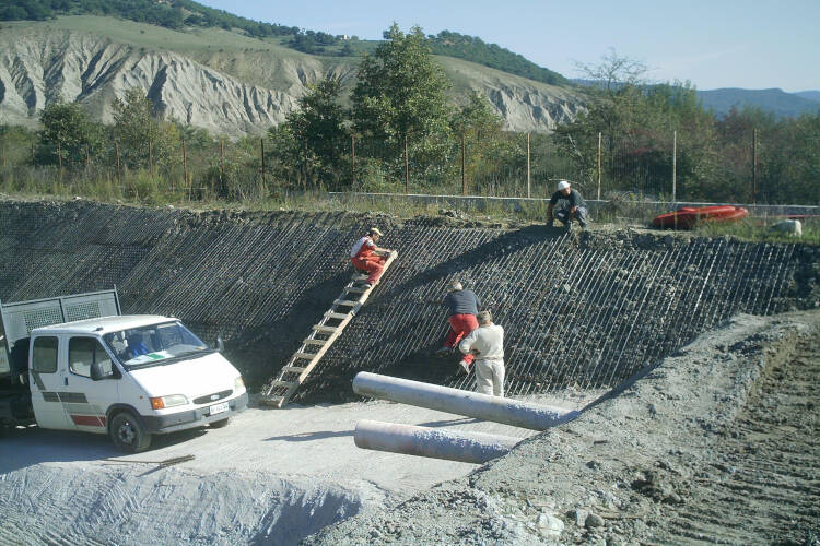 realizzazione vasca di decantazione